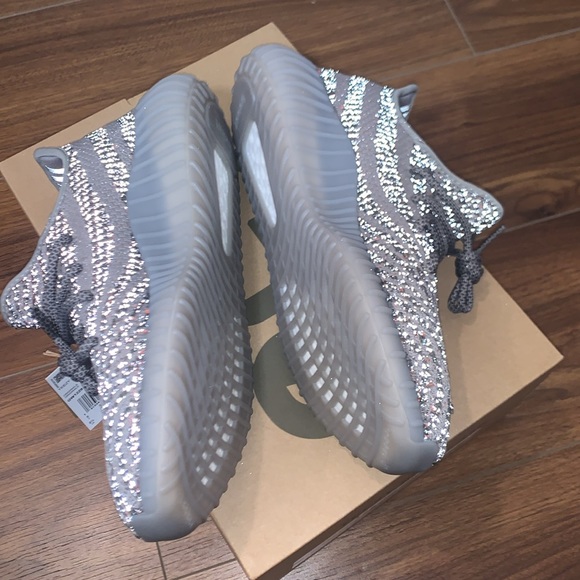 adidas gazelle silver green womens adidas Yeezy Boost 350 V2 Beluga 2.0